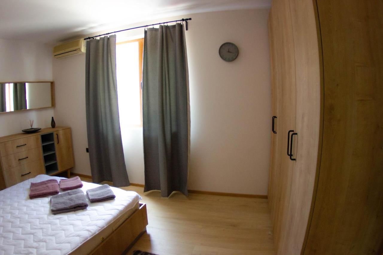 Port Natura Apartment Варна Экстерьер фото